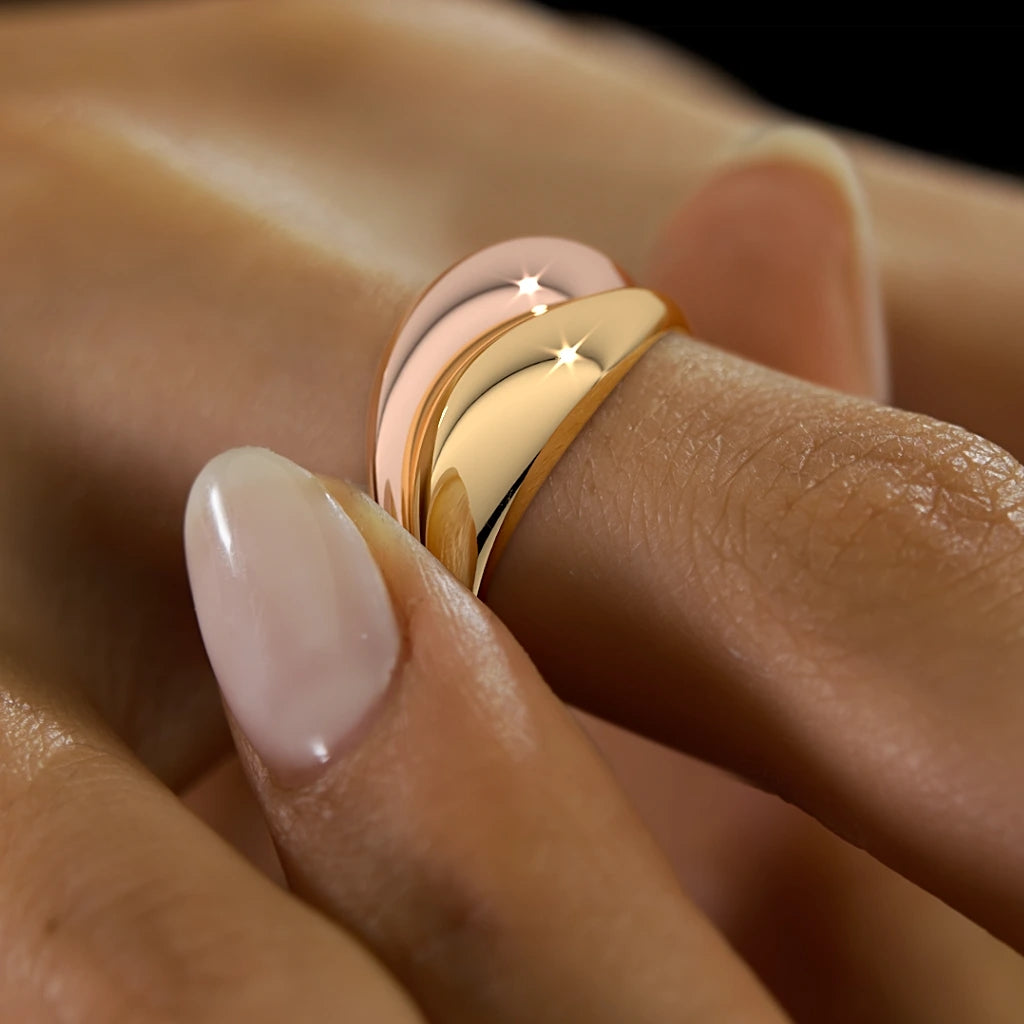 The Saviya Stackable Ring